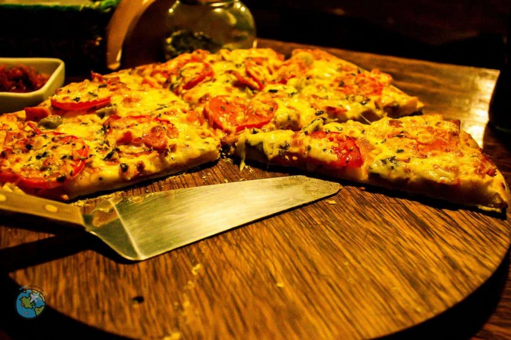 foto pizza justina pizzaria cusco