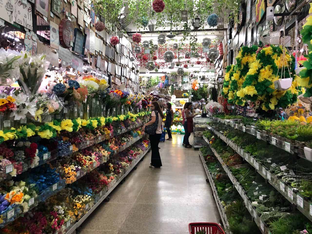 Interior da loja Vista Verde. Guia de compras no Saara Rio de Janeiro lista de Lojas 