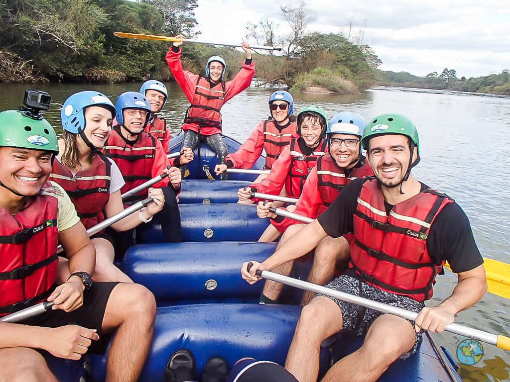 Rafting no rio Tibagi Passeios perto de Curitiba